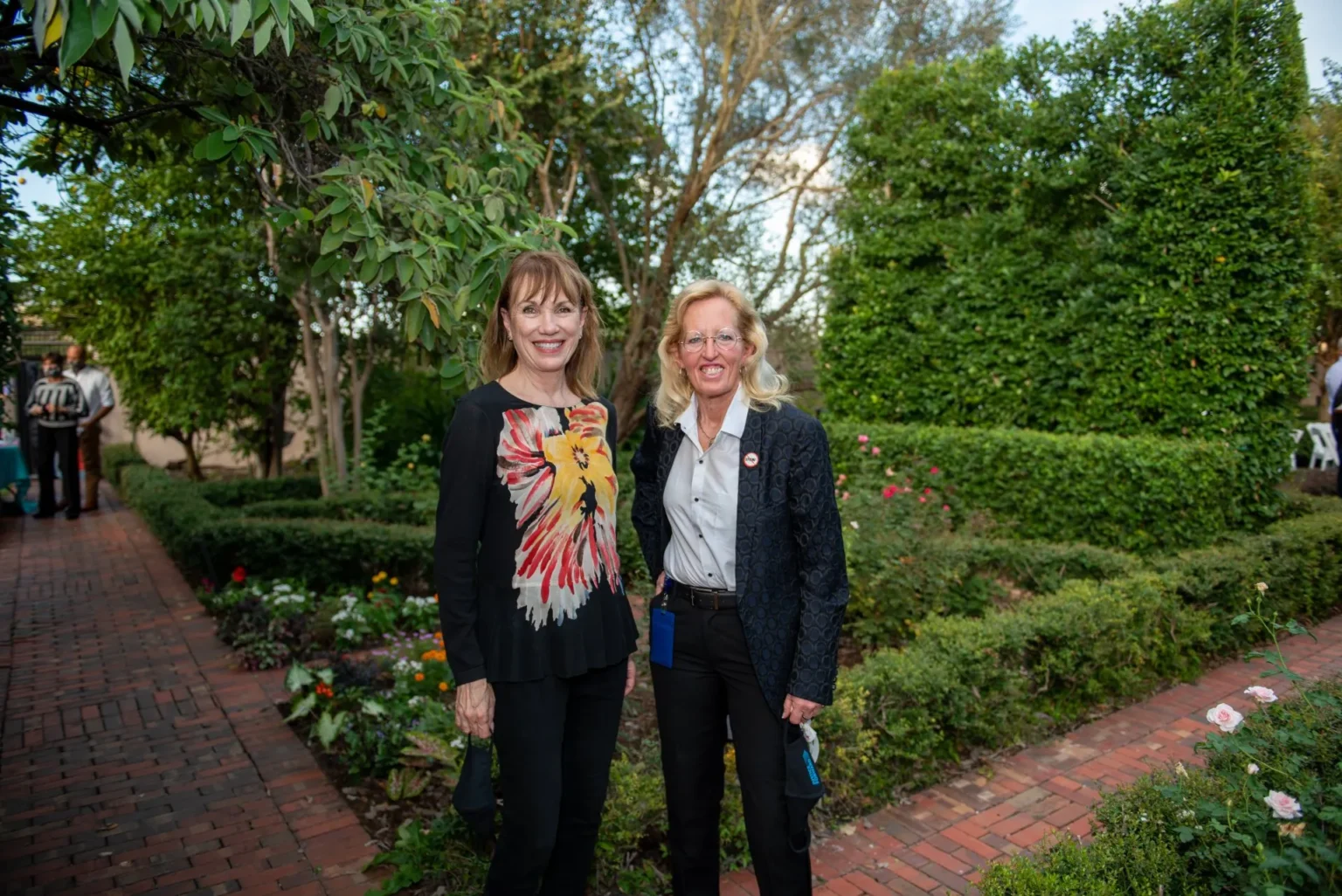 Deborah+Keyser;+STAR+Court+Graduate+and+Picnic+for+Progress+Speaker+Traci+McMurtry;+Photo+by+your+Best+Shot+Photography-1920w